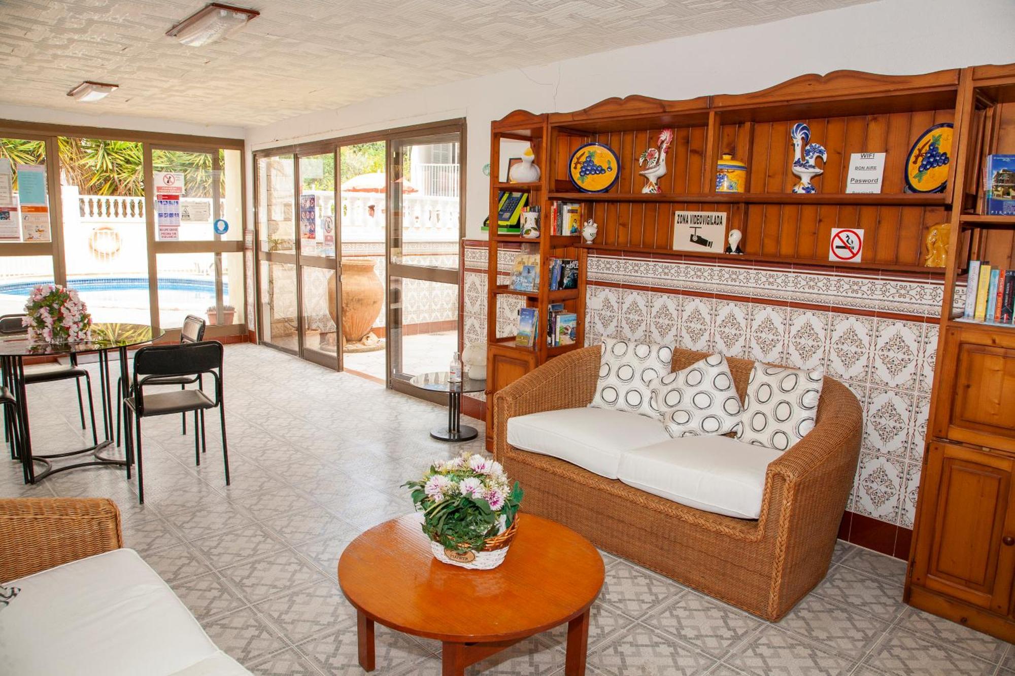 Bon Aire Apartamentos Peguera Extérieur photo